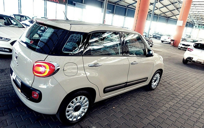 Fiat 500L cena 53900 przebieg: 53000, rok produkcji 2016 z Mrozy małe 781